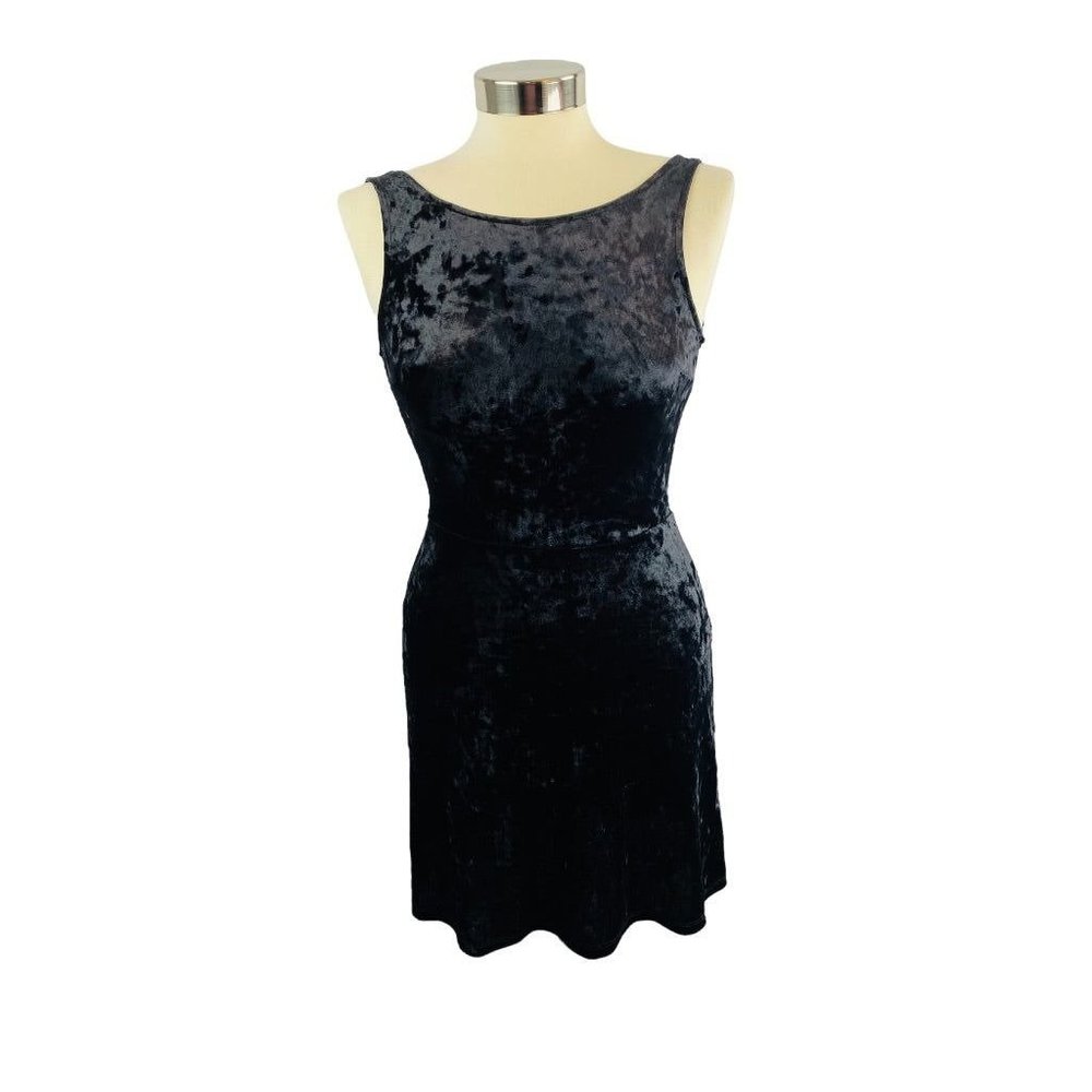 0 Divided by H&M Women's Short Black Stretch Velour New Pullover Sleeveless Dres